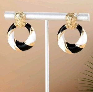 🌻Two tone Geometric earrings